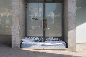 homeless-madrid-shelter-kummerow_202012X2_3435