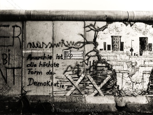 26-berlin-wall-coldwar-border-kummerow-0421